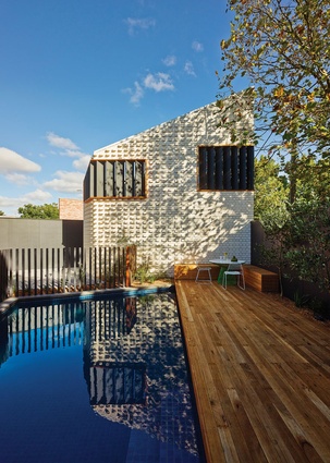 Little Brick Studio (Vic) by Make Architecture.