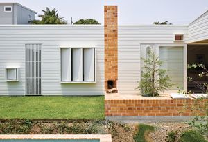 Cantala Avenue House by ME.