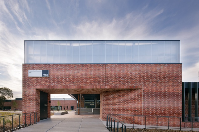 Charles Sturt University National Life Sciences Hub by BVN Donovan Hill.