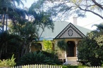 Architects support council in defending Robin Dods house in Brisbane from development