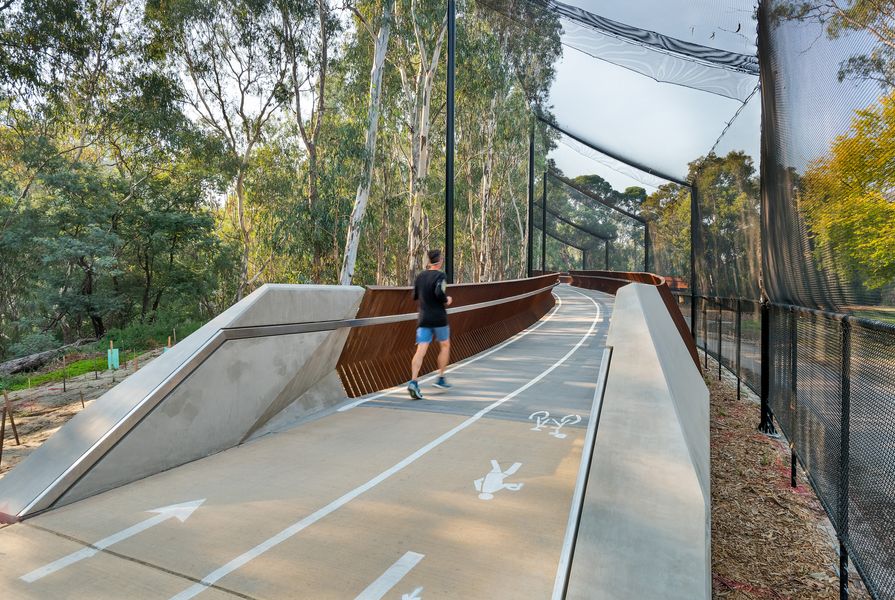 Darebin Yarra Trail Link by VicRoads Urban Design Team and VicRoads Structural Design Team.
