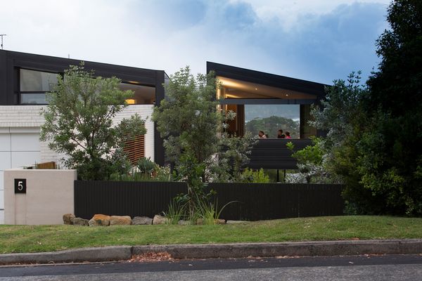 Balmoral House by Fox Johnston Architects.