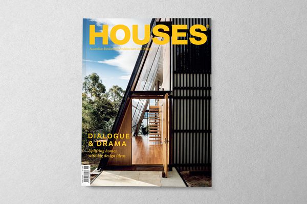 Houses 126. Cover project: Apollo Bay House by Dock4 Architects. 