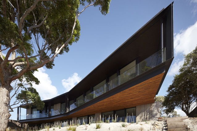 Bluff House – Inarc Architects.
