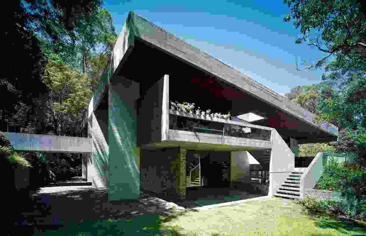 The Killara House was an exploration in concrete construction, playing with its flexibility and thermal mass.