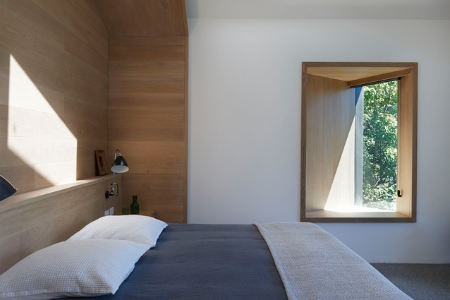 Toorak Road House by O'Connor and Houle Architecture and Landscape.