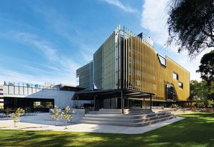 Adelaide Botanic High School by Cox Architecture and DesignInc.