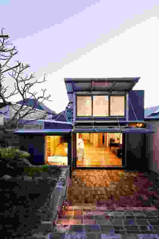 Tempe House by Eoghan Lewis Architects, 2013 Marrickville Medal winner.