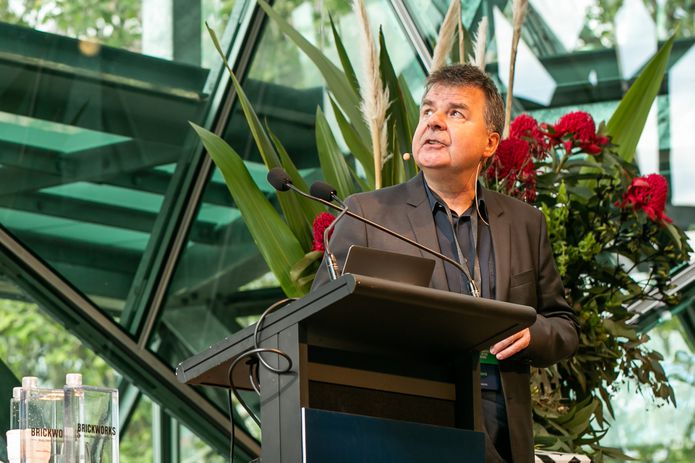 Günther Vogt drew attention to the climate change emergency and rising sea levels in the Mediterranean Sea.