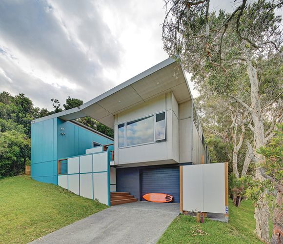 Shore shack redemption: Seal Rocks Shack | ArchitectureAu