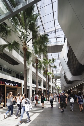 Chatswood Transport Interchange by Cox Richardson and DesignInc Joint Venture.