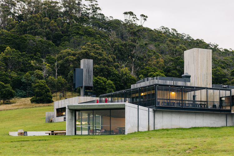 Devil’s Corner debuts new cellar door expansion ArchitectureAu