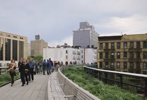 New York City: Crowd-funded public realm