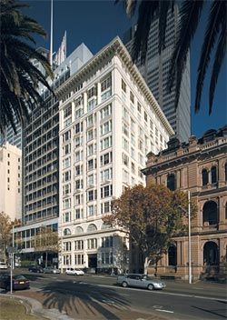 The Astor, Macquarie Street, Sydney, 1923, by Donald Thomas Esplin and Stuart Mill Mould. Image: Eric Sierins, 2006.