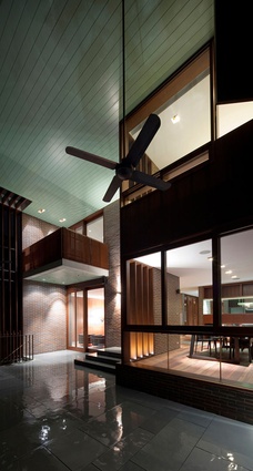 Verandah House – Design King Company.