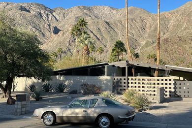House in Twin Palms by William Krisel.
