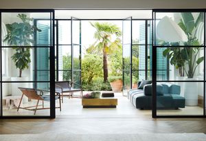 Peppertree别墅由Luigi Rosselli Architects和Alwill Interiors设计。