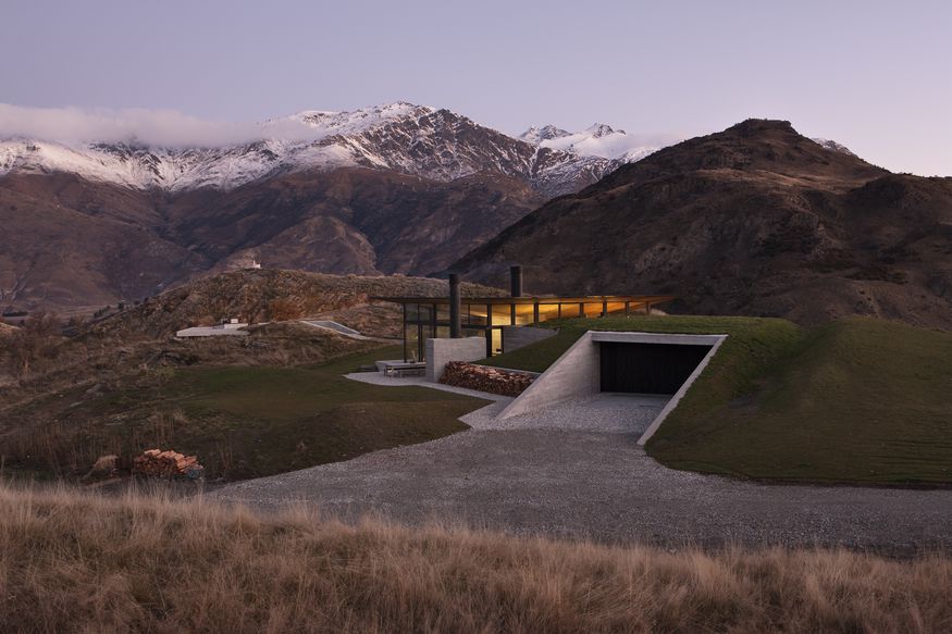 “Let the land speak” Queenstown House ArchitectureAu