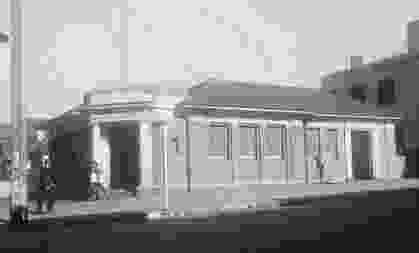 Bondi Beach post office exterior, 1944.