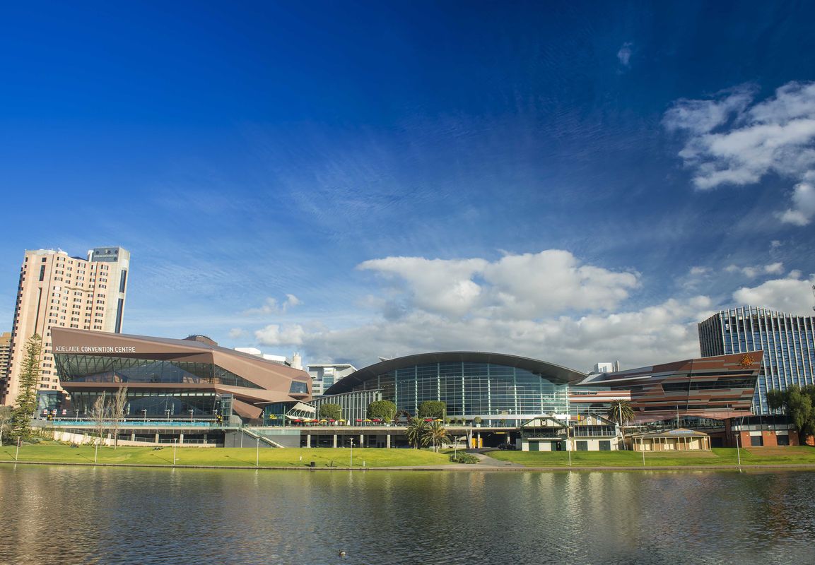 Rock formation-inspired building completes the Adelaide Convention ...