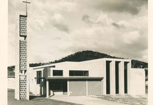 The Church of the Incarnation in Lindisfarne, Tasmania, designed by Lindsay Wallace Johnston, was a radical attempt to realize a liturgically driven, non-monumental modern church architecture that aimed to build community.