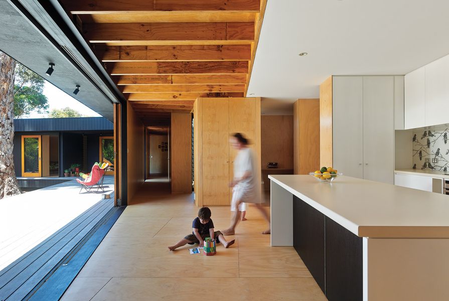 Karri Loop House opens intimately to private courtyards.