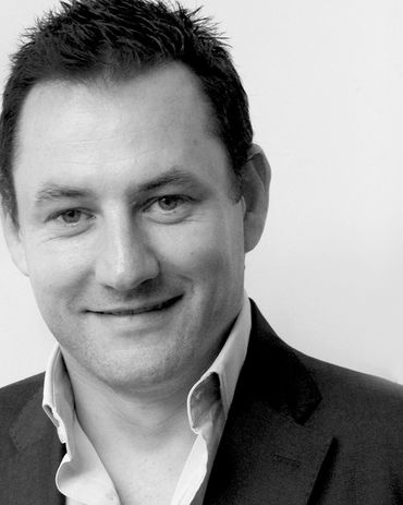 Steve Coster, Hassell.