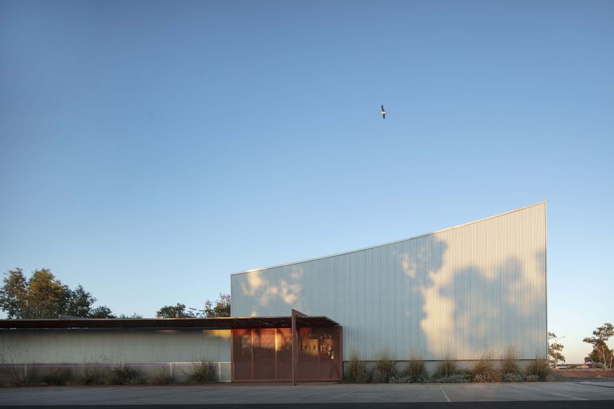 Spinifex Hill Project Space by Officer Woods | ArchitectureAu