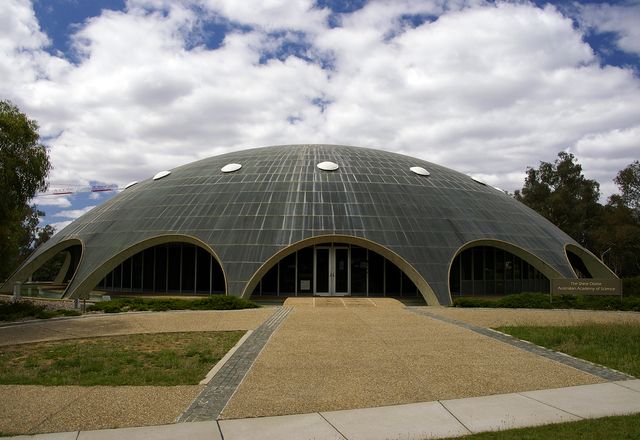 Australian Academy of Science - The Shine Dome in Canberra, Australian Capital Territory. by Bidgee , licensed under  CC BY-SA 3.0 
