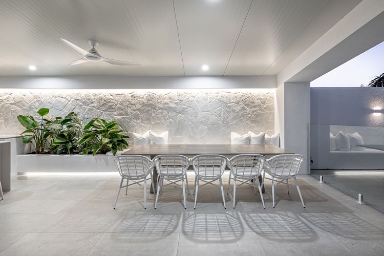 Arctic Bluestone cladding collection by Veneer Stone | ArchitectureAu