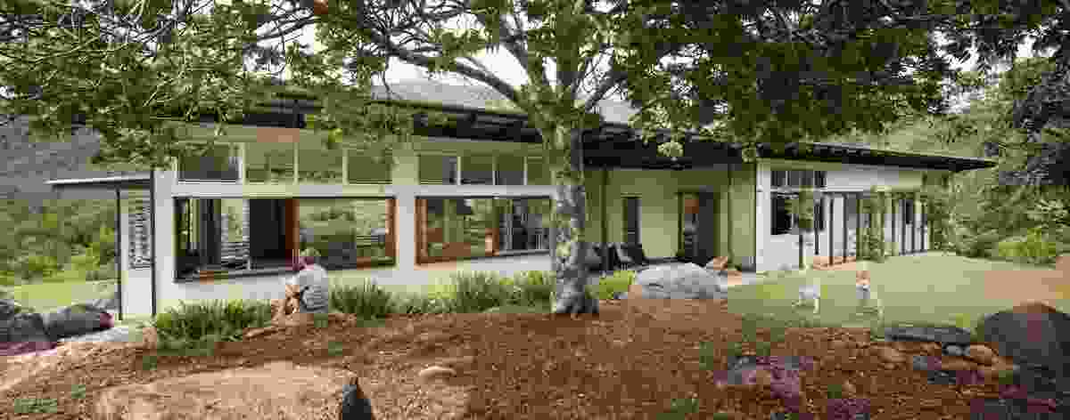 Cedar Creek House & Studio by Bligh Graham Architects.