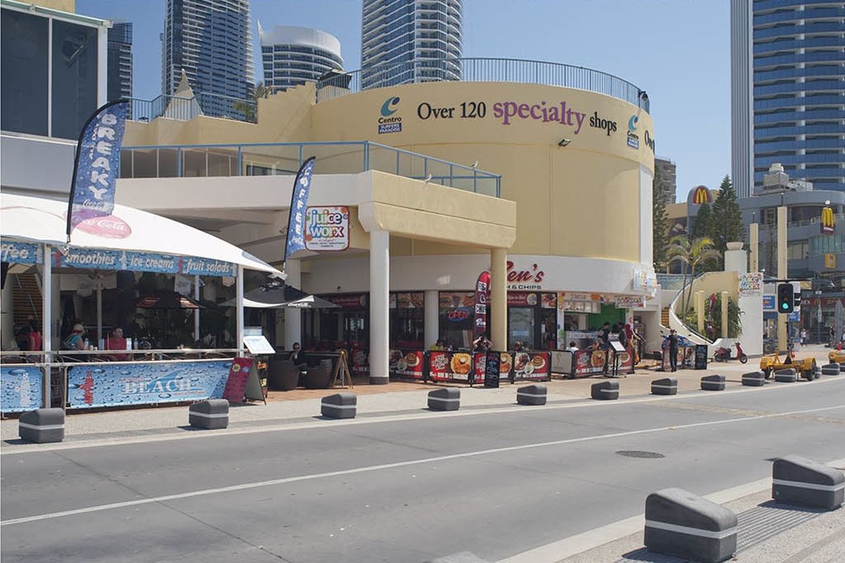 Learning from Surfers Paradise A Rephotography Project 19732013