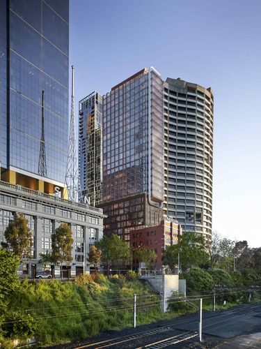 Prominent Melbourne hotel to become office tower | ArchitectureAu