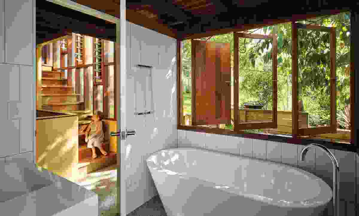 The undercroft of the In-Between Room (2013) includes a new bathroom with a connection to the backyard.