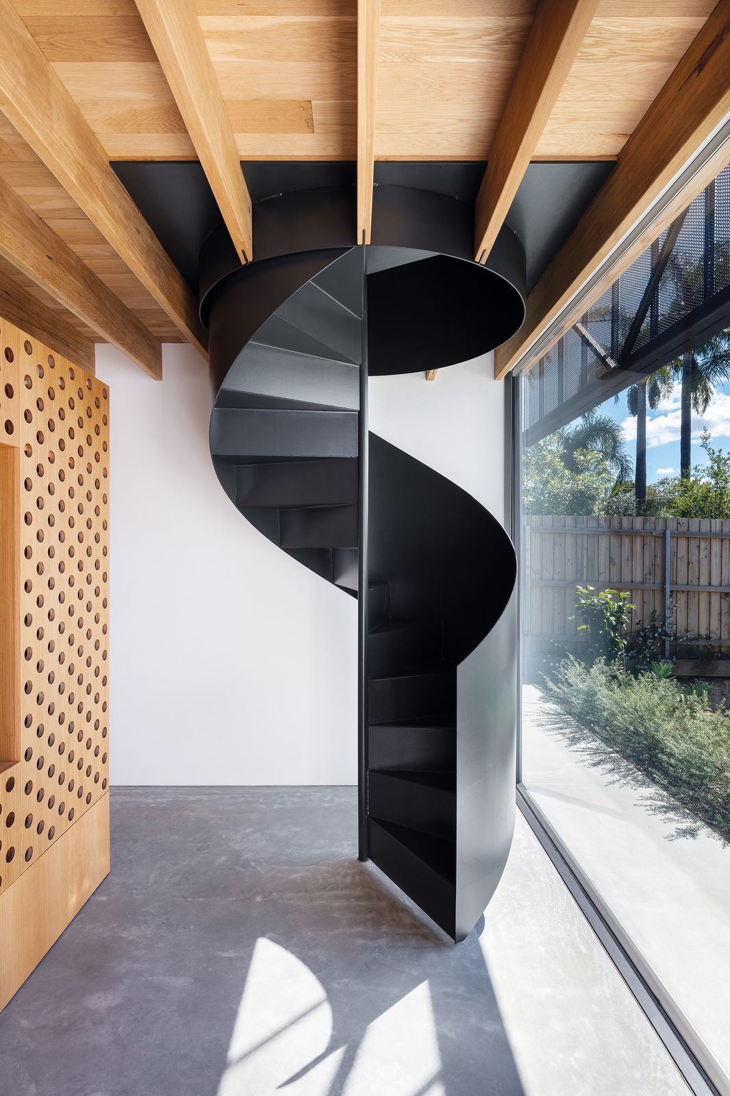 Courted House by Breakspear Architects | ArchitectureAu