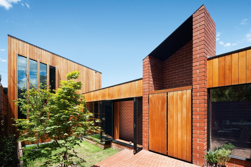 The long hall: Carlton Cloister | ArchitectureAu