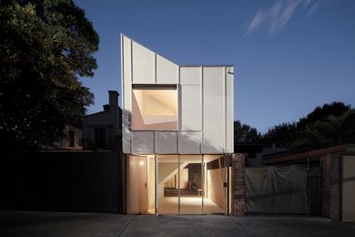 An anomalous site in Erskineville, the rear of which is a street frontage, enabled the design of the unusual dwelling.
