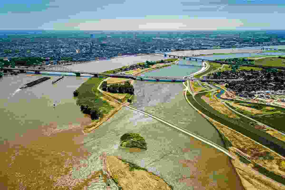 The flood-control channel in Nijmegen has created an ephemeral island that forms part of a new river park.