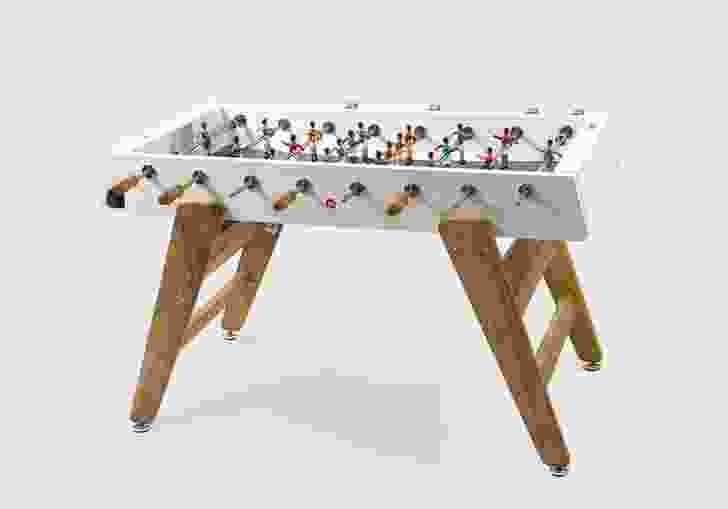 RS3-Wood foosball table. Available from Ke-Zu.