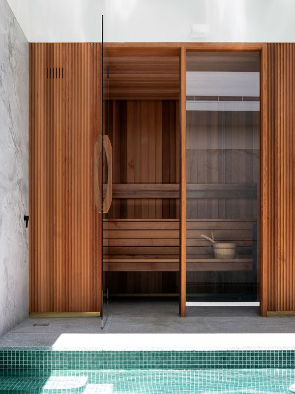 On-site escape: March Pool House | ArchitectureAU