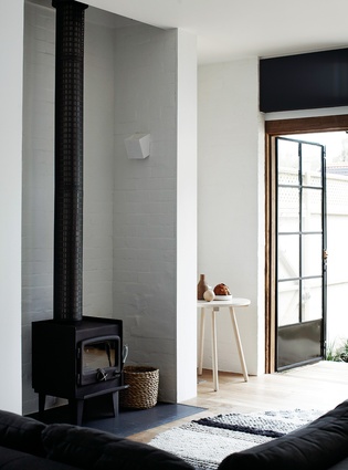 Kerferd by Whiting Architects