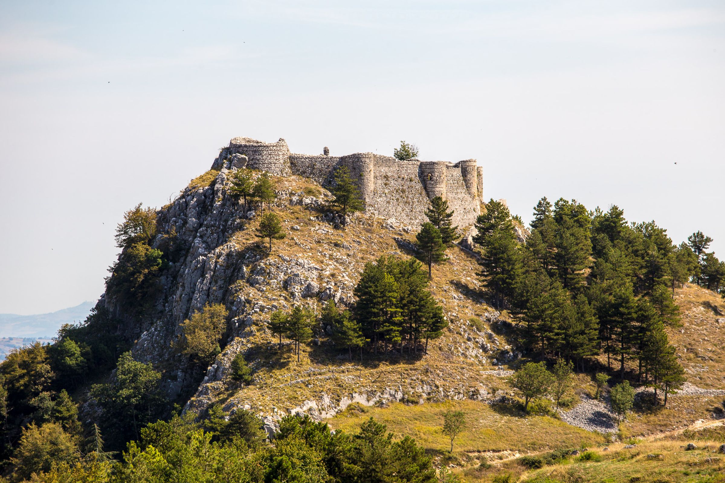 Competition to transform Italian castle into tourist resort ...