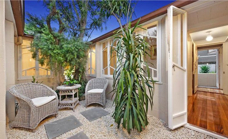 Classic courtyard houses open | ArchitectureAU