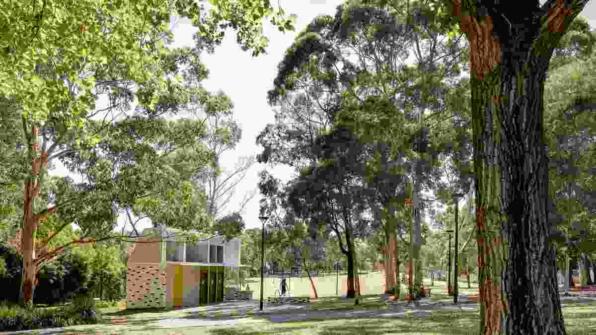 Camperdown Memorial Rest Park Amenities by Lahznimmo Architects