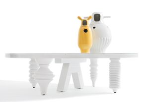 Vases and table from the Showtime series by Jaime Hayon.