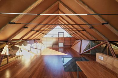 Durra Panels were used to create this house in Point Lonsdale.