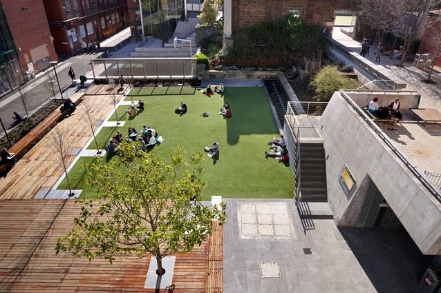 Walter Burley Griffin Award for Urban Design – University Lawn Precinct RMIT by Peter Elliot Architecture & Urban Design.