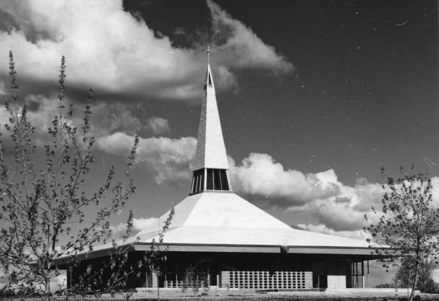 Holy Trinity Memorial Church in Canberra, ACT, by Frederick Romberg of Grounds, Romberg and Boyd (1961). The square-planned, “tent-roofed” Lutheran church was designed as a dual-purpose space combining worship and social functions.