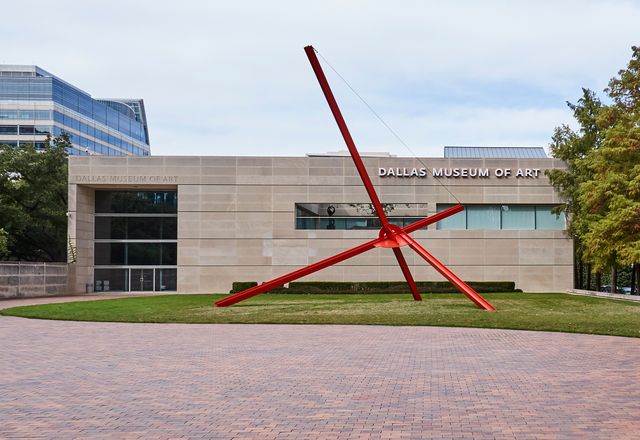 Dallas Museum of Art, originally designed by Edward Larrabee Barnes in 1984.