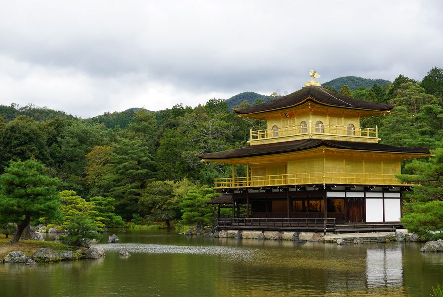 Kinkaku-ji (Golden Pavilion), Kyoto.